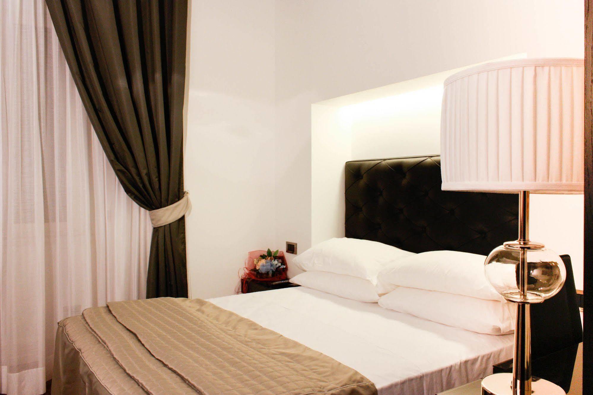Le Stanze Di Federica Hotel Рим Екстериор снимка